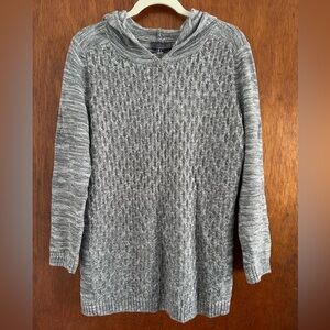 Maternity sweater